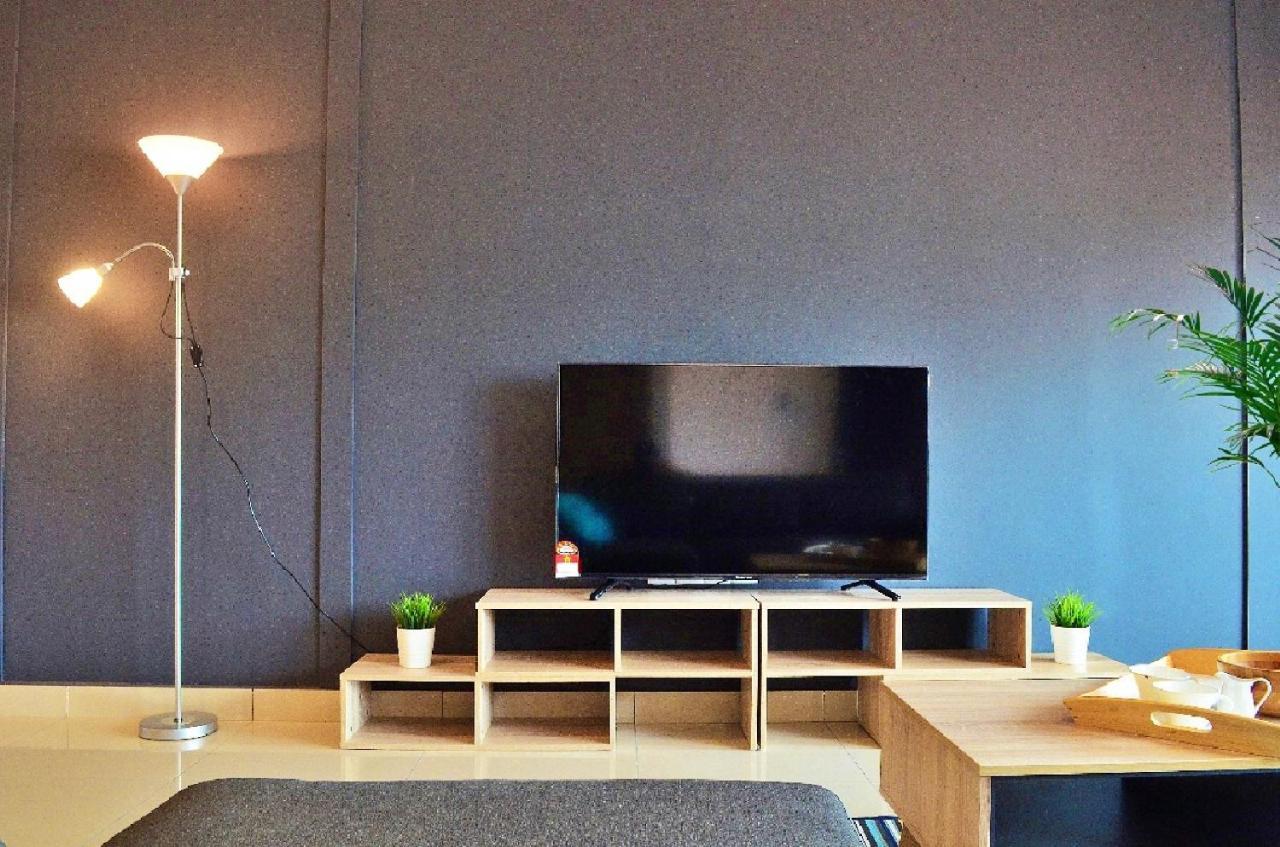 Desaru Cosy Homestay - Near Waterpark, Beach, Rapid -Wifi, Tvbox, Steamboat, Bbq Available Extérieur photo
